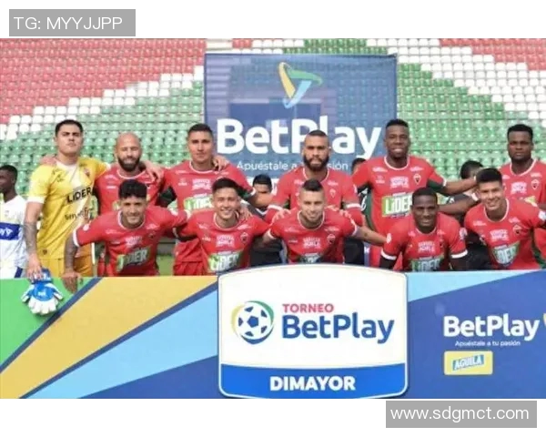 足球明星私密照曝光引发热议内裤事件背后的真相与影响