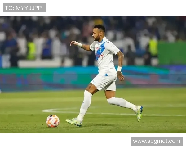 2023年全球足球明星纯收入排行榜前十名揭秘及分析